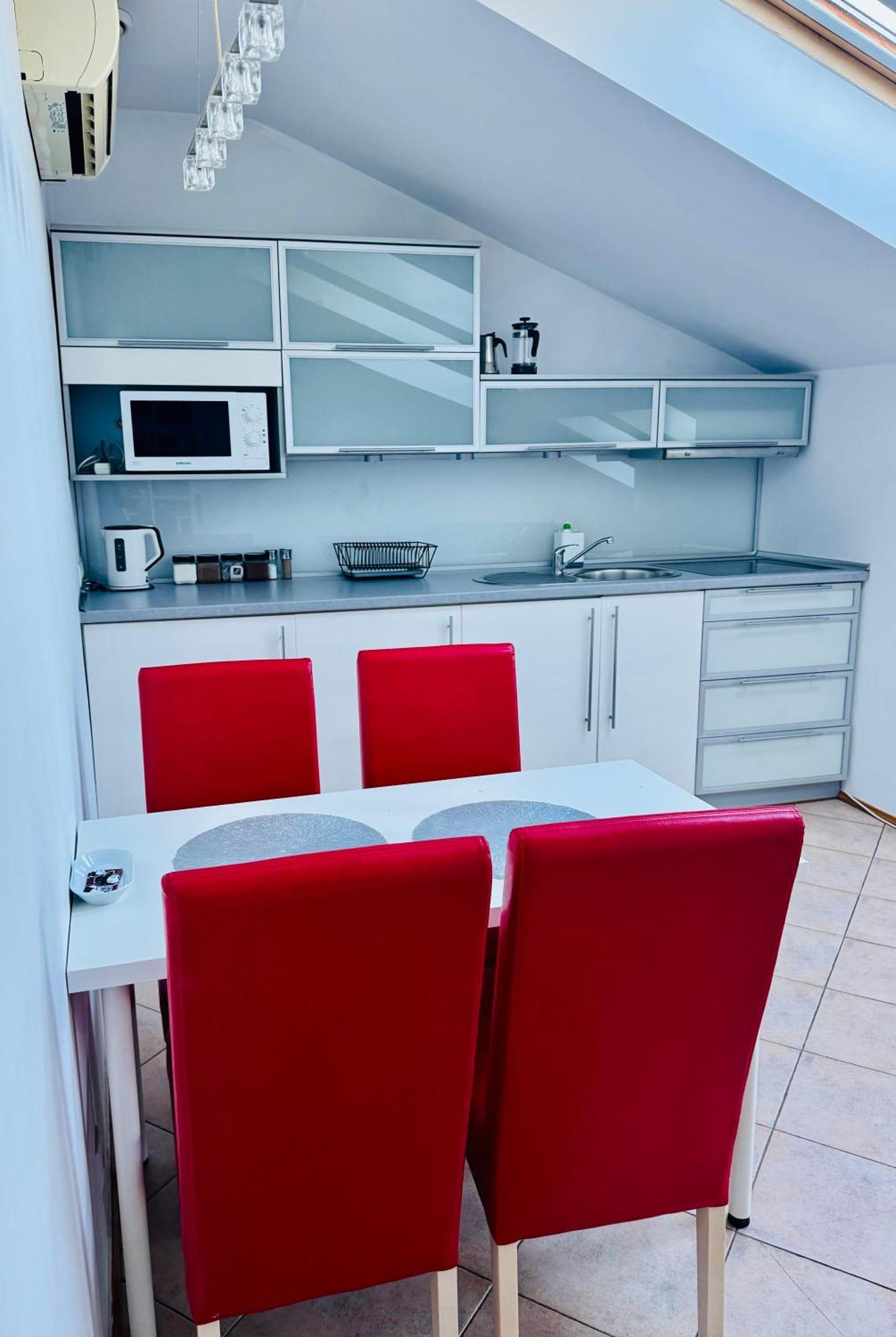 Luna Apartments Cracovia Esterno foto