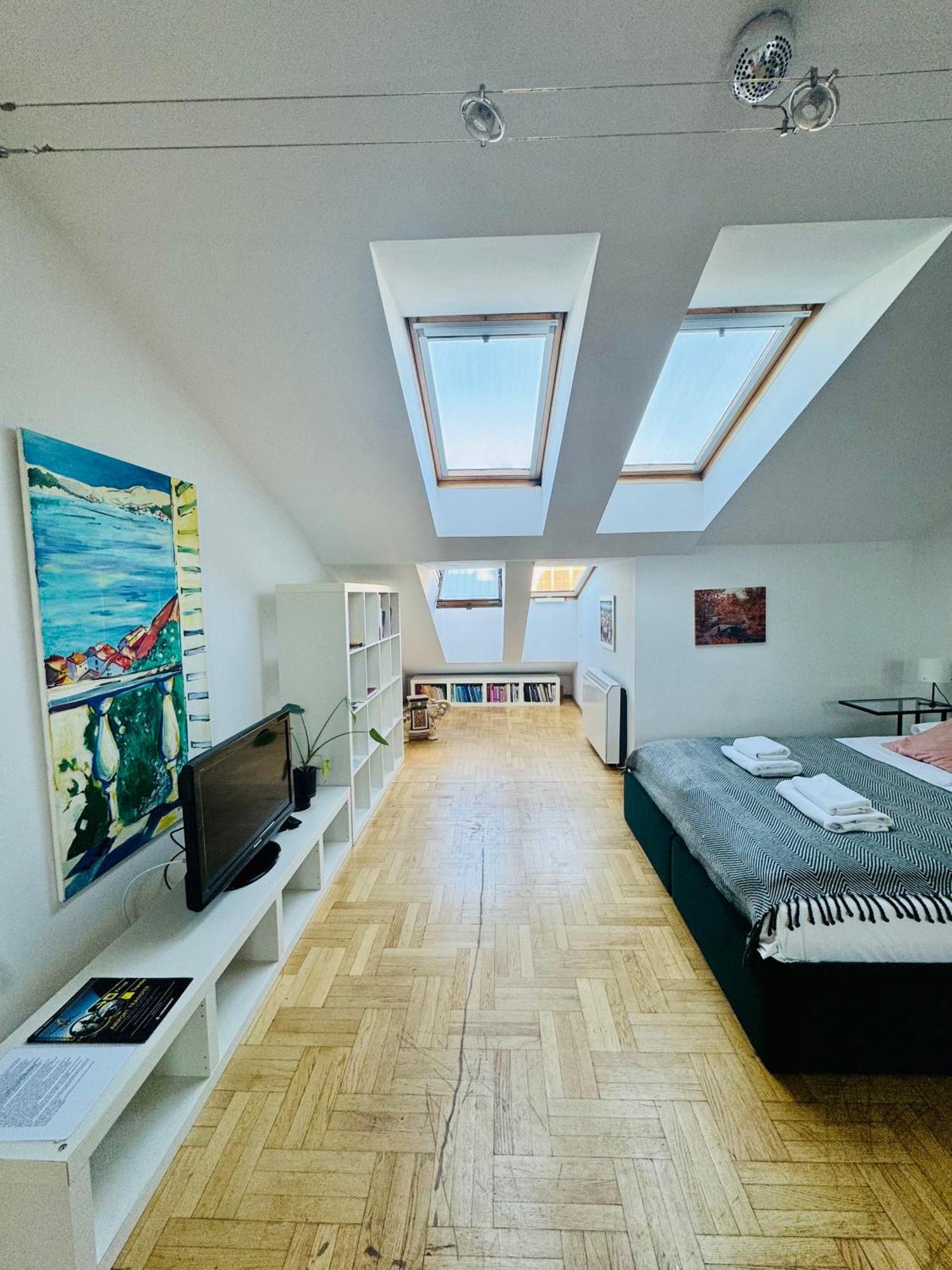 Luna Apartments Cracovia Esterno foto