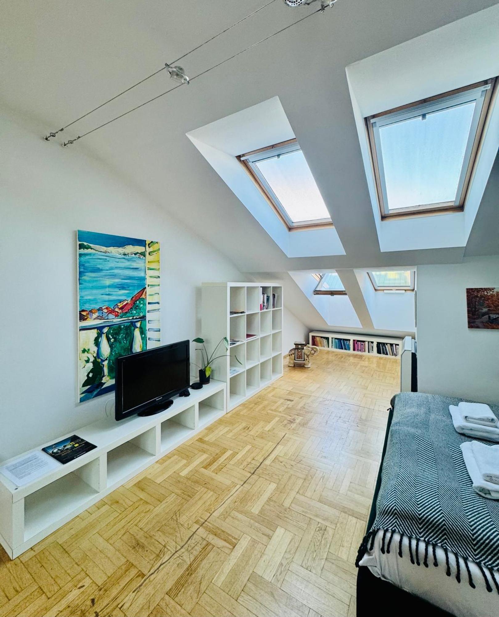 Luna Apartments Cracovia Esterno foto
